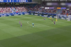 国家德比巅峰对决：巴塞罗那客场挑战皇马，纪录延续在望